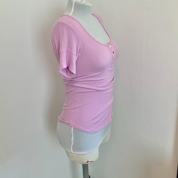 VTG 90s 2000 BEBE Lavender Ribbed Basic Short Sleeve Henley Top Button Purple S - Picture 7 of 12